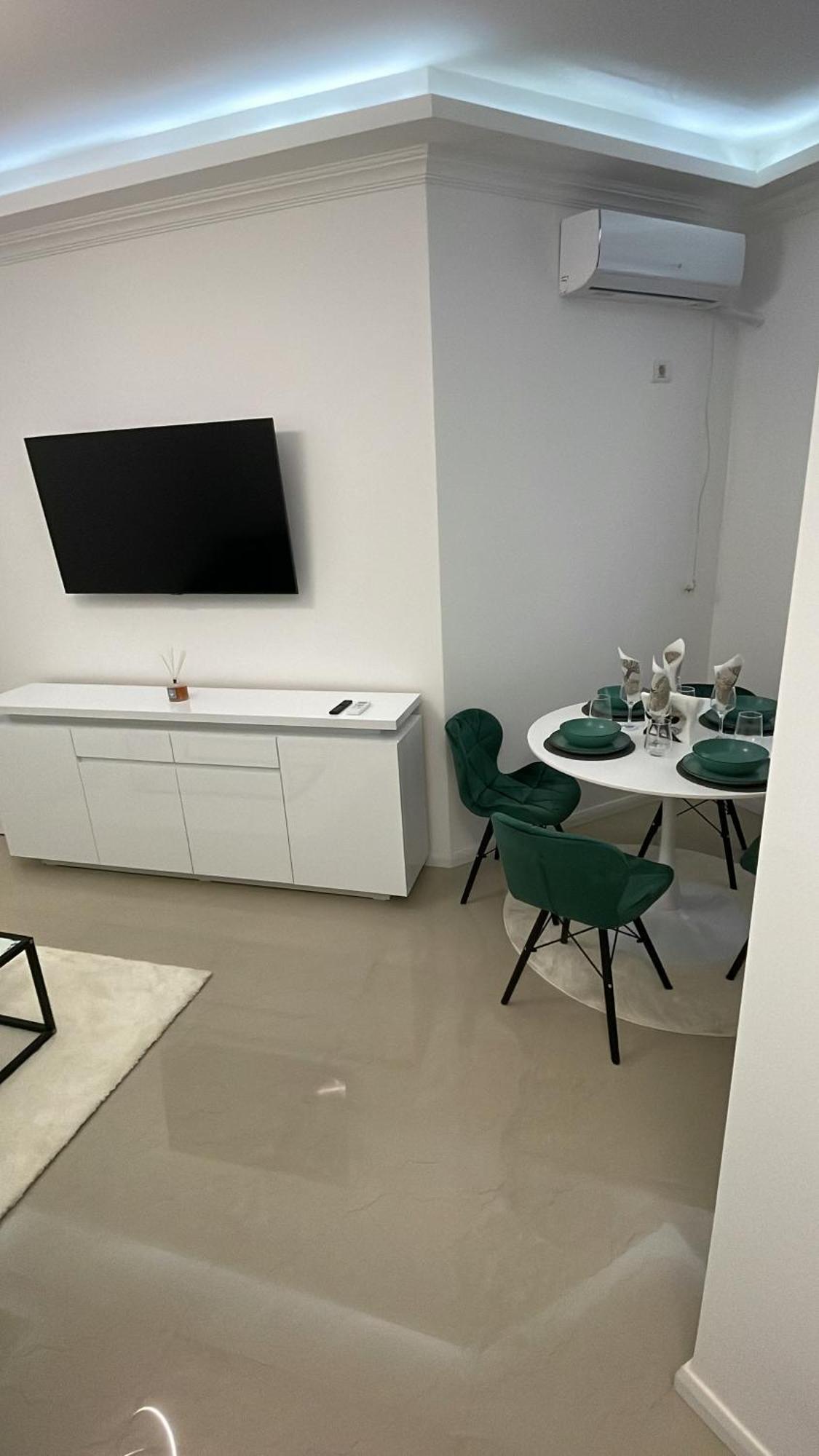 Zigzag Resident Apartment Navodari Luaran gambar